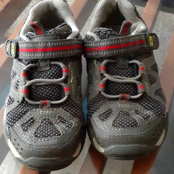 Stride Rite Other - ❤2/$15❤Stride Rite Grey Sneakers